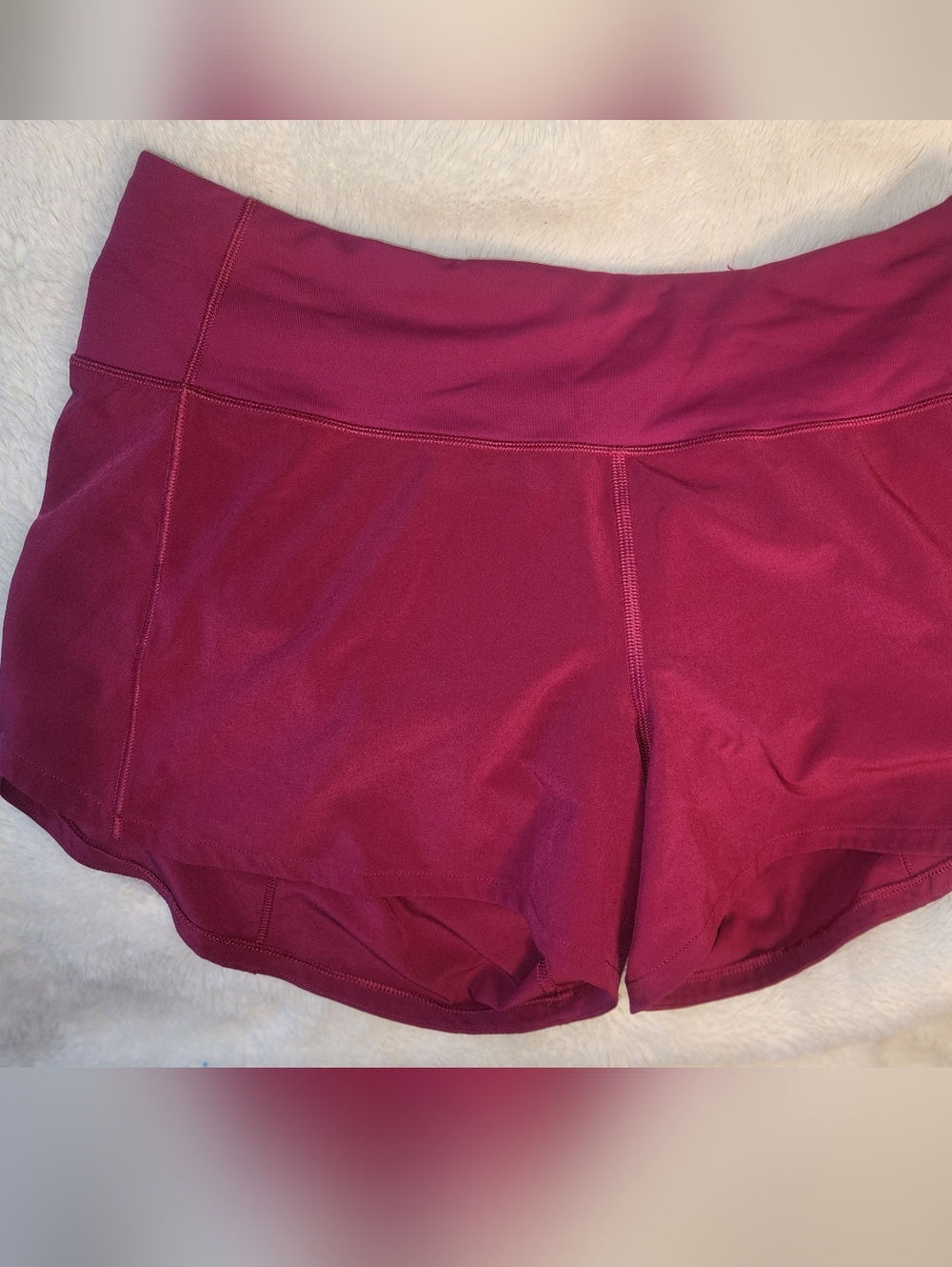 lululemon athletica speed up shorts sz6- Raspberry Plum